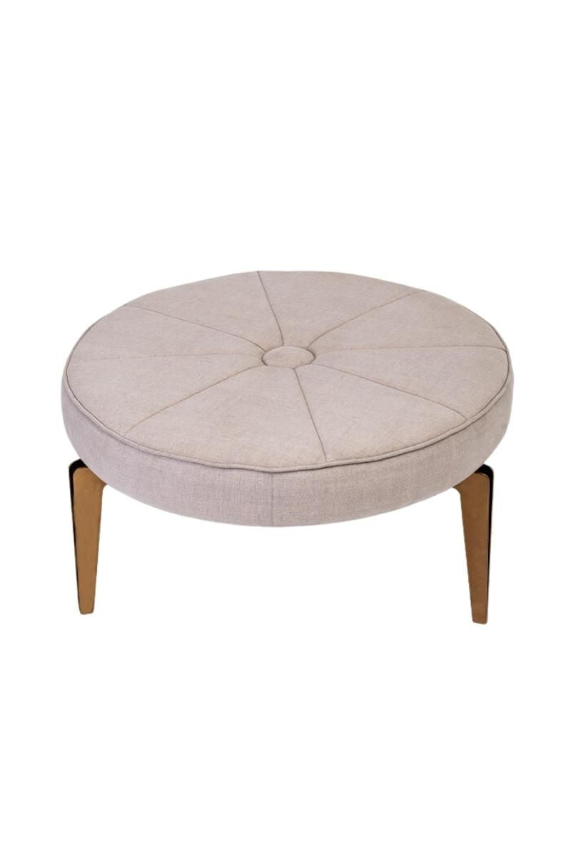 Cayo Pouffe