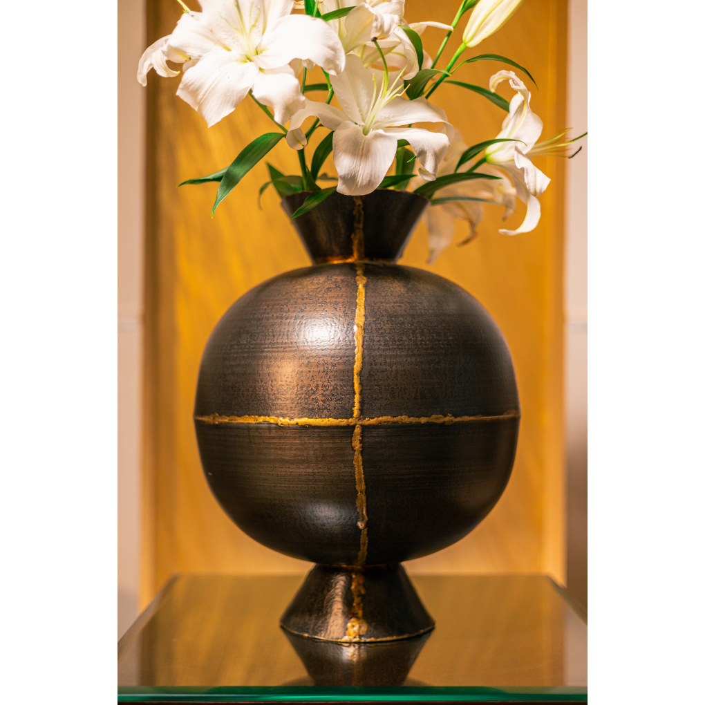 Acadia Vase - Small