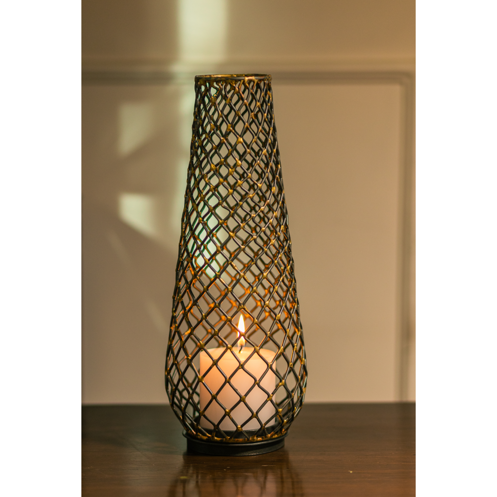 Katama Candle Holder