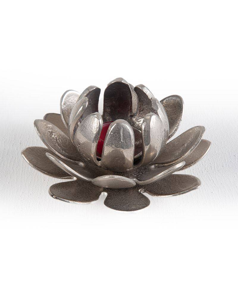 LOTUS VOTIVE