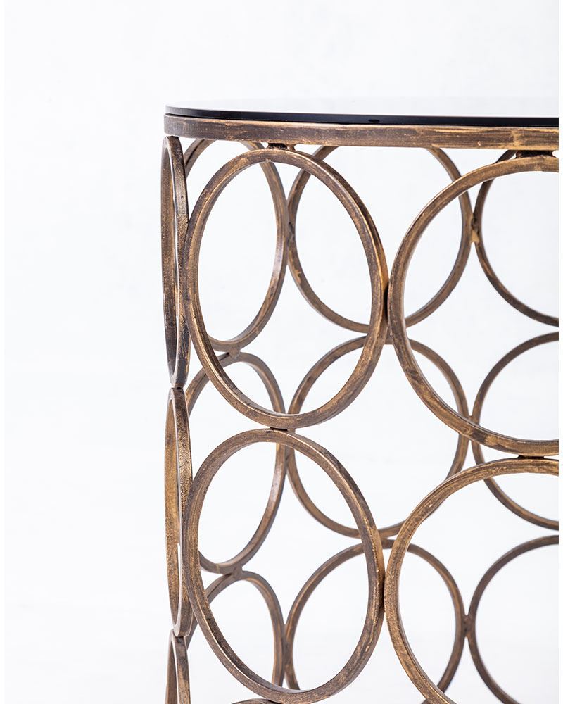 Arena Table