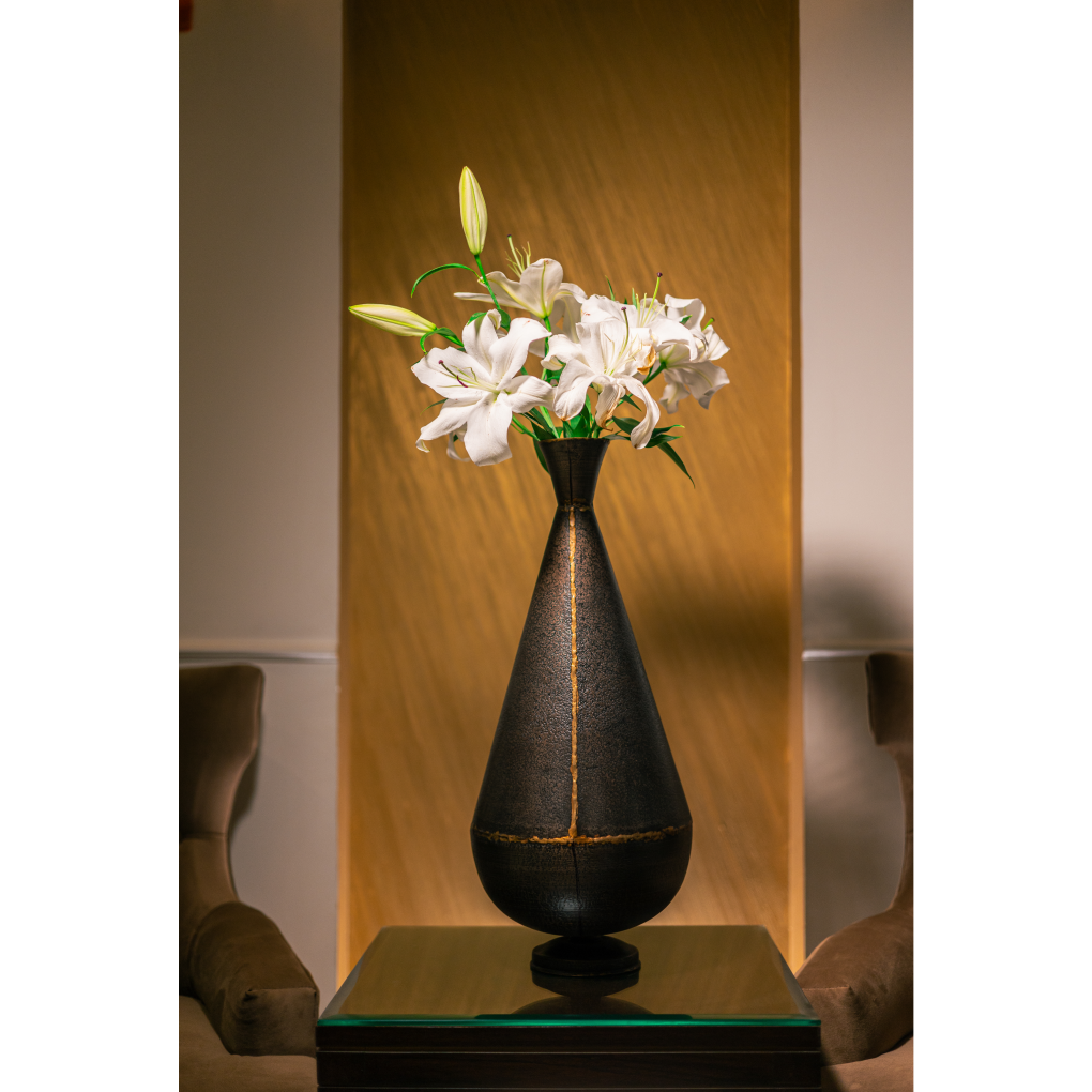 Yadira Vase